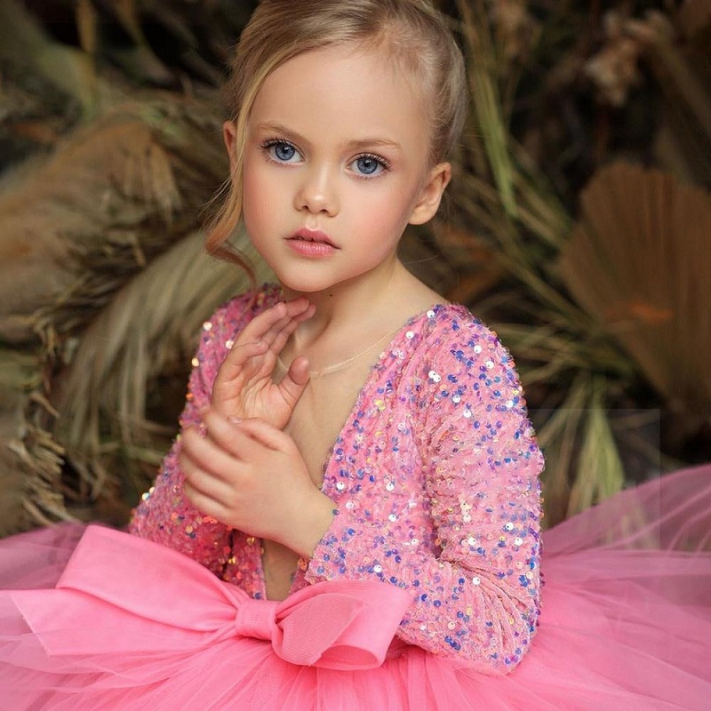 Vestido rosa con tutú de lentejuelas y escote en V profundo (admite personalización de una pieza)