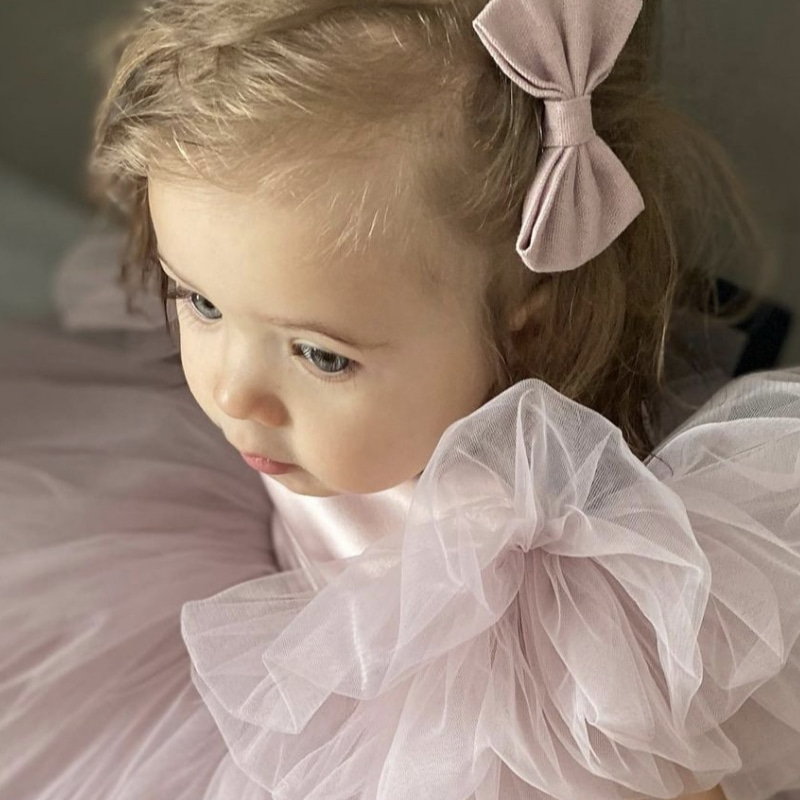 Vestido rosa con mangas mullidas de tul tutú 