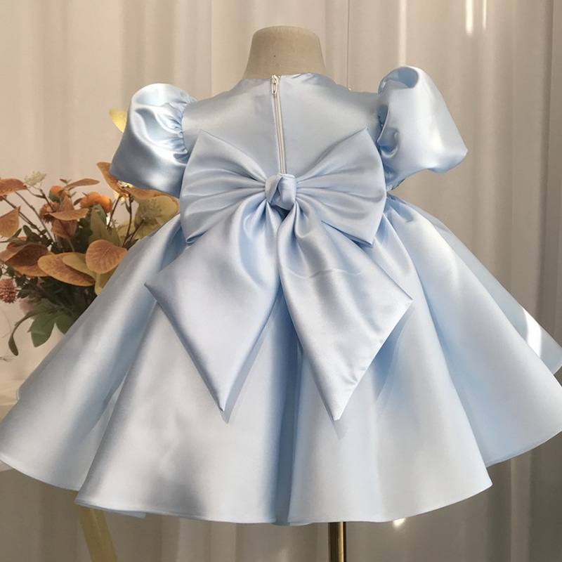 Vestido niña azul perla seda esponjosa